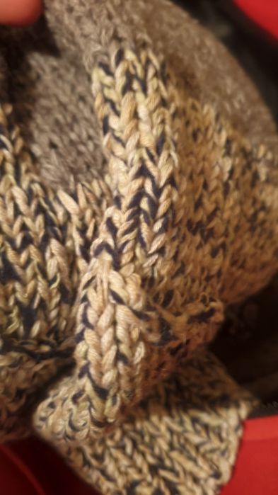 Ciorapi din lana draguti, lucrati manual, dama si barbat