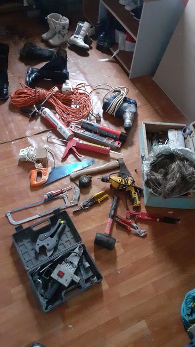 Плотник. Сантехник.Слесар..20 минут