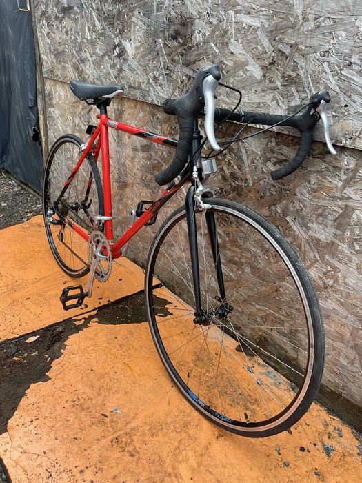 Bicicleta cursiera raleigh roti 28”