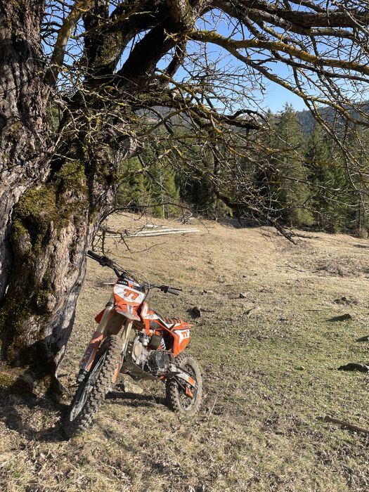Se vinde cross 125cc 4t!!