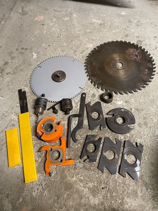 Abric cu 5 operatii si mai multe freze