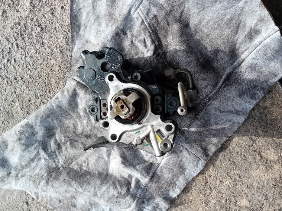 Помпа високо налягане за Peugeot 3008 2.0 дизел 163кс 2012