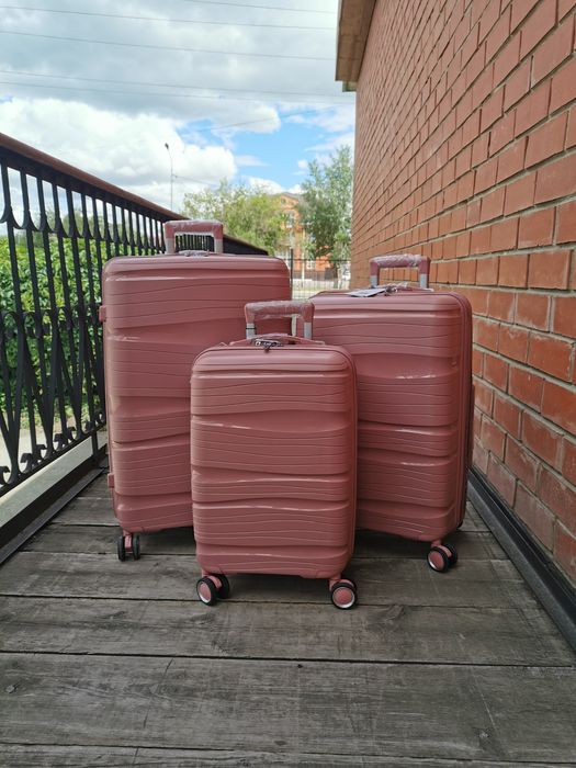 Чемоданы из полипропилена