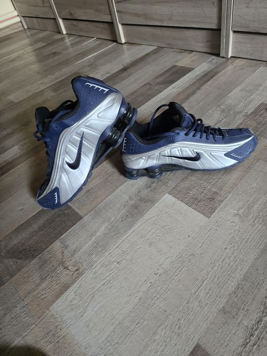 Nike Shox R4 Midnight Navy