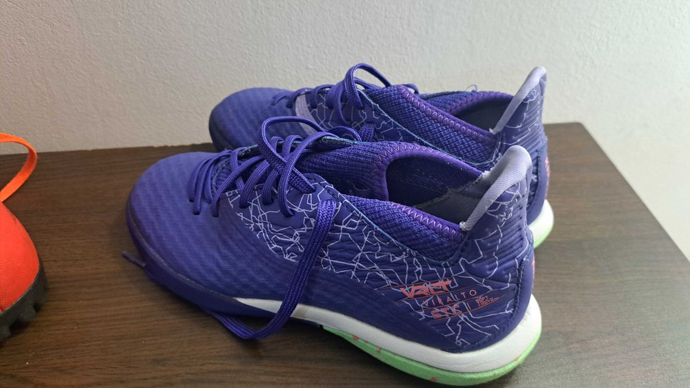 Детски стоки: кошара легло, колело drag 18, обувки за футбол