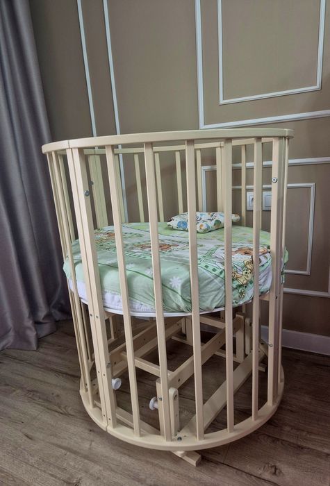 Продам детскую кроватку