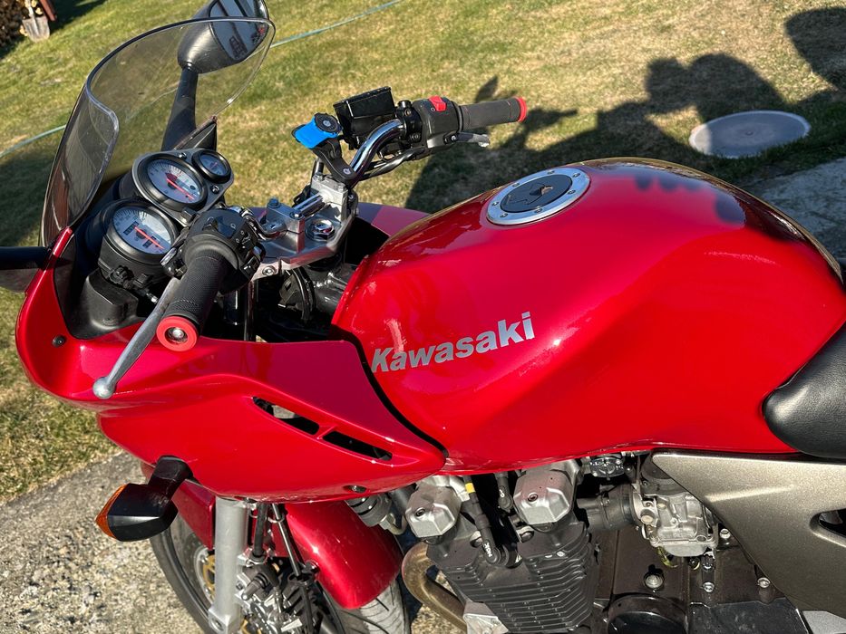 Kawasaki zr750s