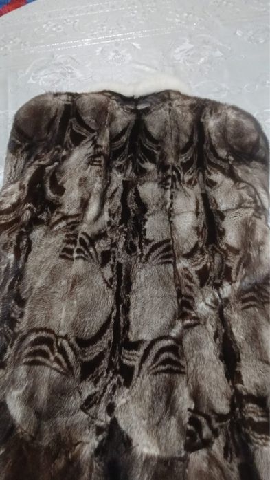 Продам норковую шубу