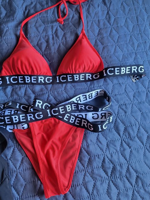 Бански Iceberg   в червен цвят