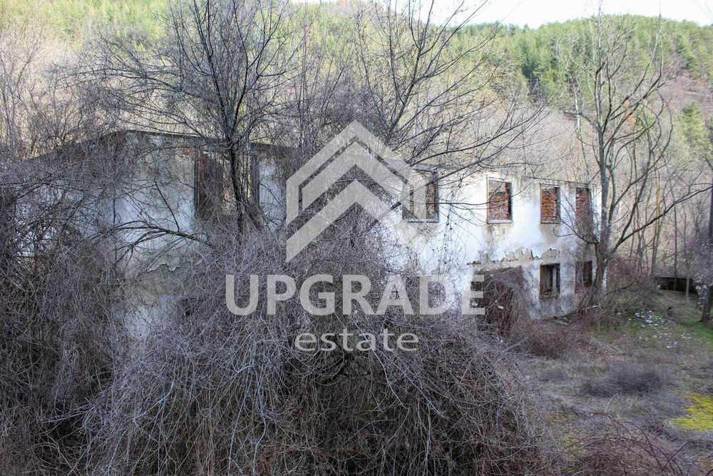 Парцел главен път Хвойна Нареченски бани