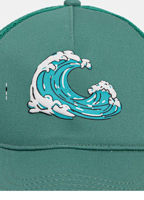 Детска шапка с козирка Benetton