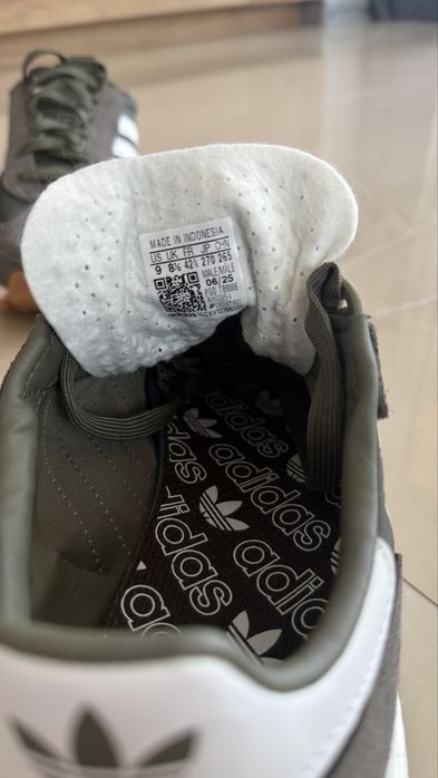 Спортни маратонки Adidas Retropy e5