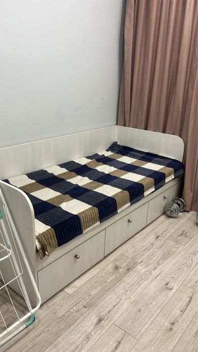 Продам детскую кровать