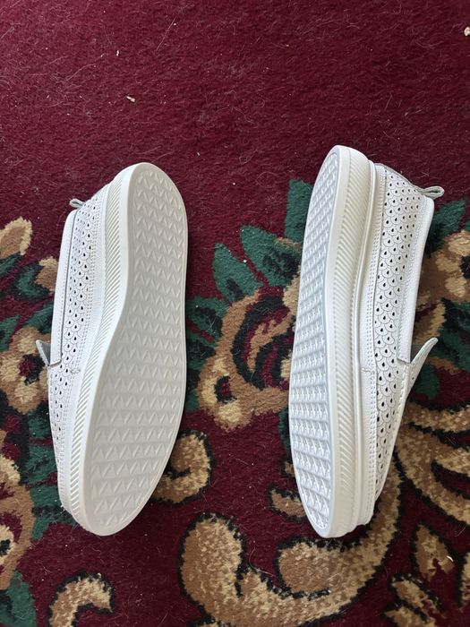 Продам балетки за 3 тыс новые