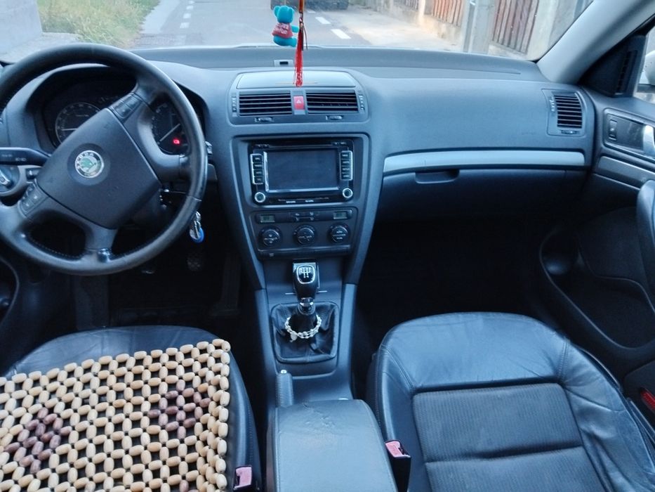 SKODA Octavia II