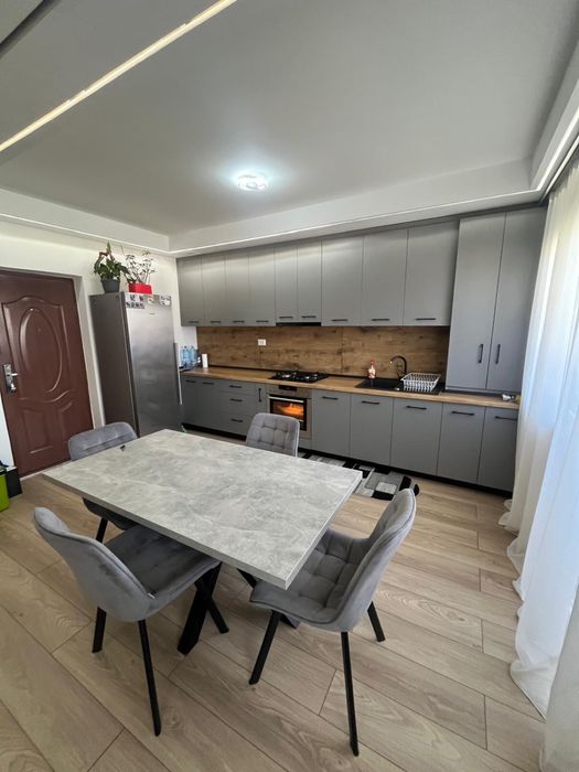 Apartament de inchiriat