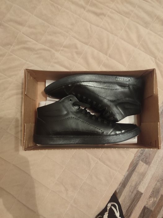 Полуботинки весенние