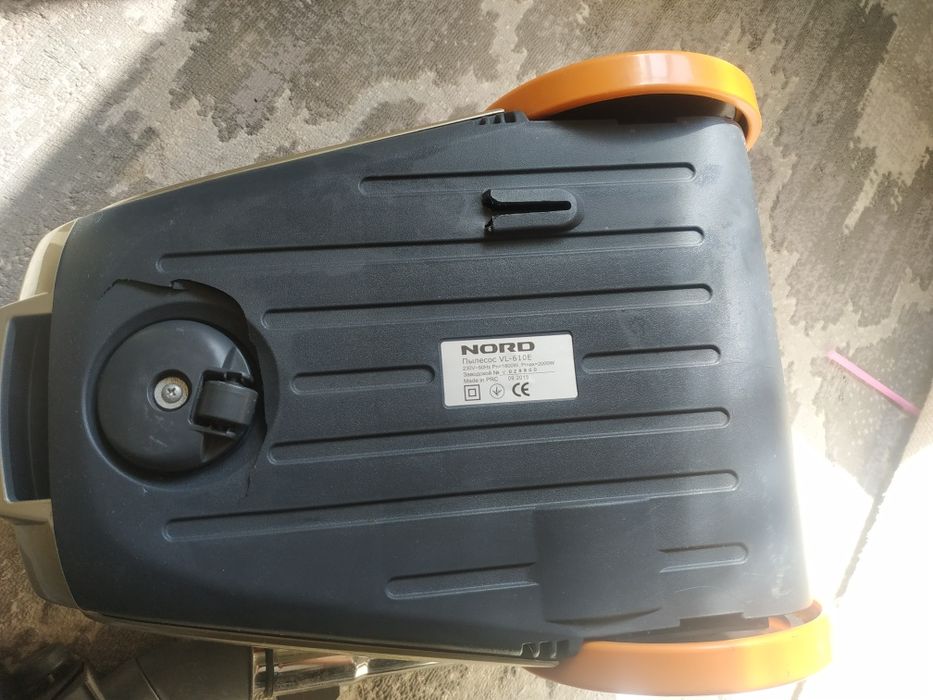 Продам пылисос рабочий