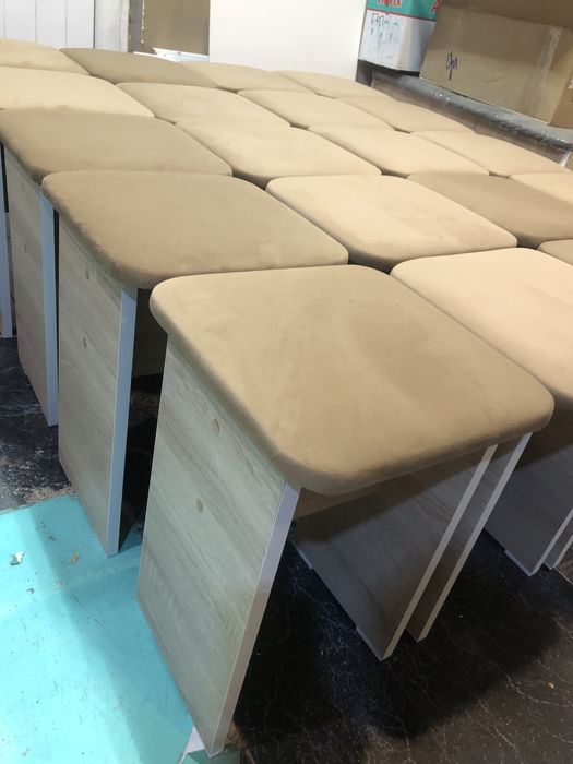 Продам новые кухонные мягкие табуретки прямо из цеха