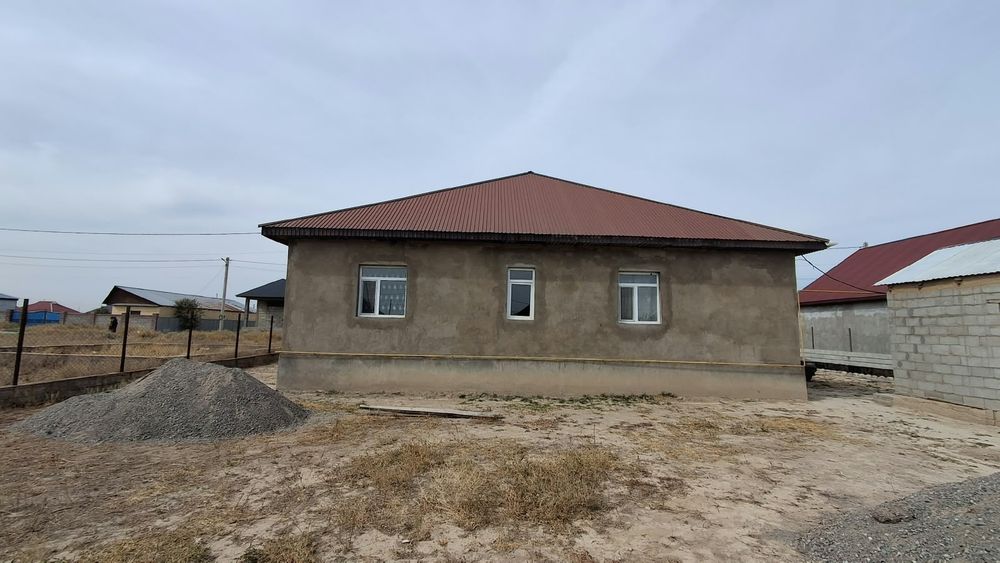 Үй сатылады. Дом продаеться