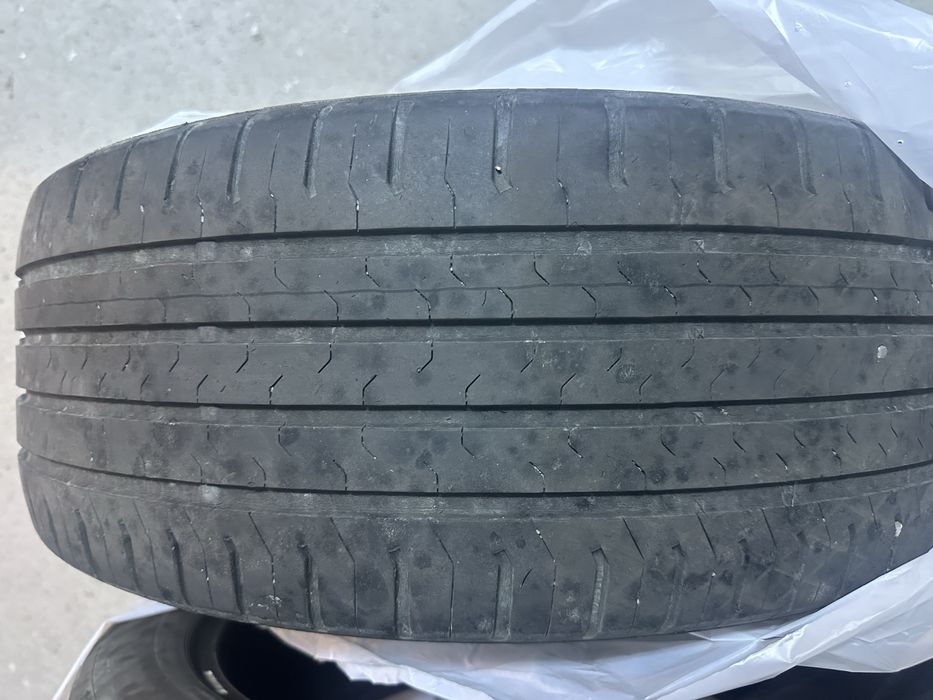 Vand 2 anvelope Continental 205/50/R17