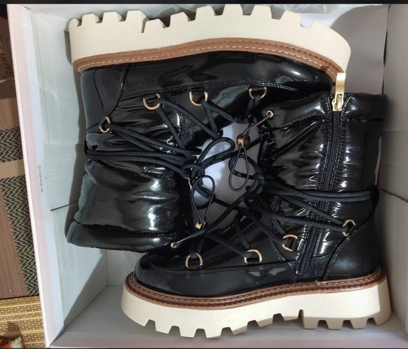 Продам зимние ботинки