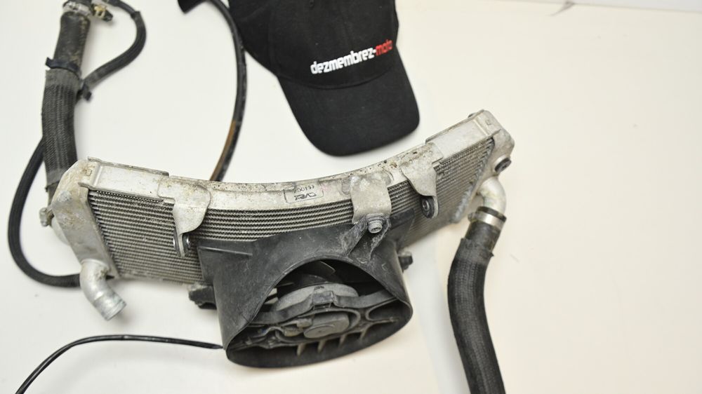 Radiator Apa Cu Ventilator + Furtune Si Buson Yamaha TMAX 530 2012