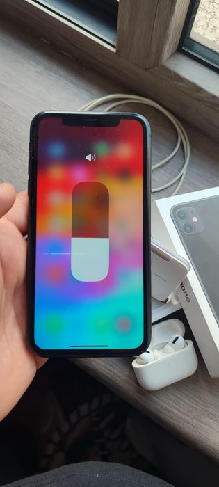 Bir qoʻl ishlatilingan Iphone11. Holati juda ham yahshi. Full komplekt
