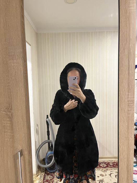 Продам мутоновую шубу