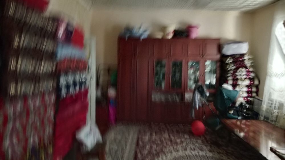 Srochna Olmaliq shahrida xovli uy sotiladi