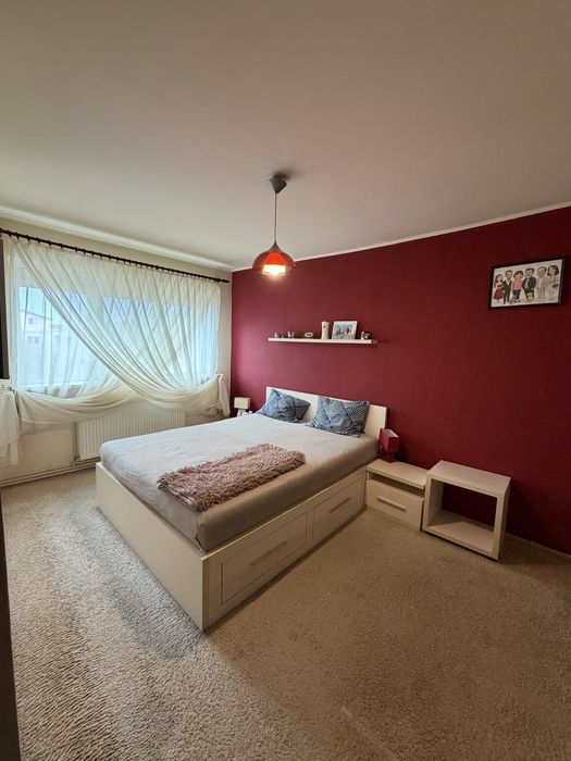 Proprietar vand apartament 3 camere - zona Judetean