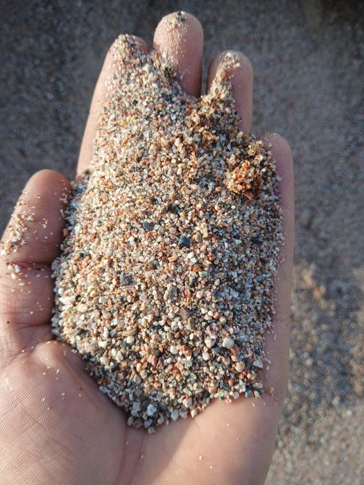 Продам песок, отсев, щебень.