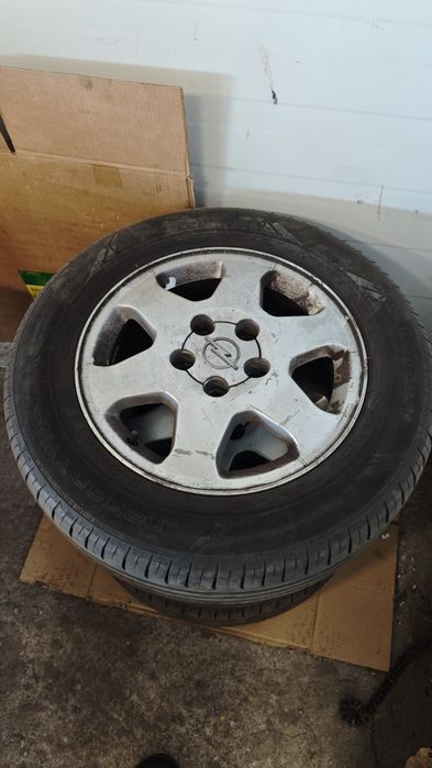 Гуми с джанти от Опел Зафира 1