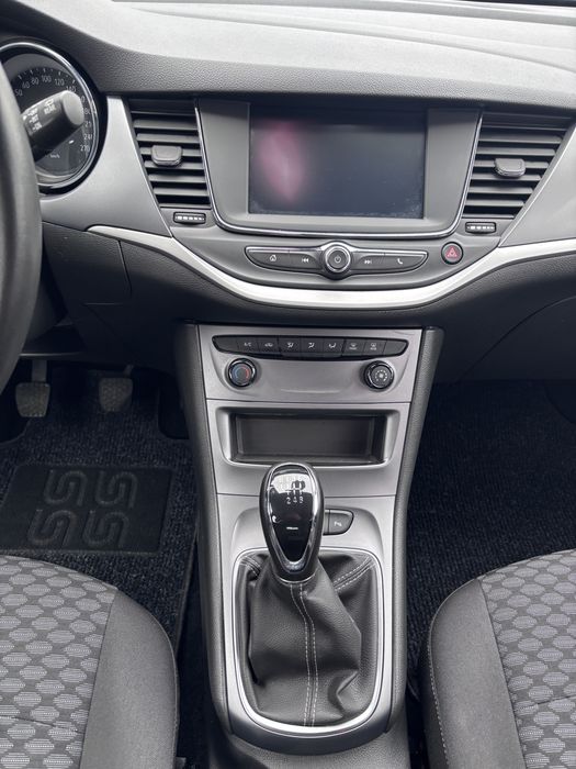 Opel astra 2021 1.5 diesel 119.000 km