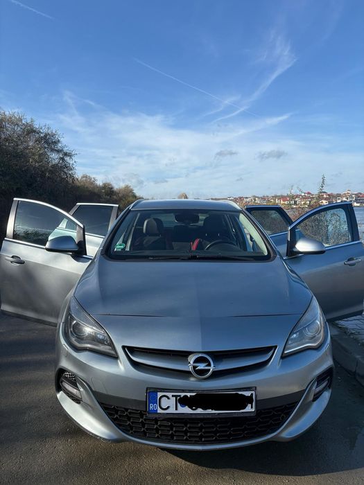 Opel Astra Sports Tourer