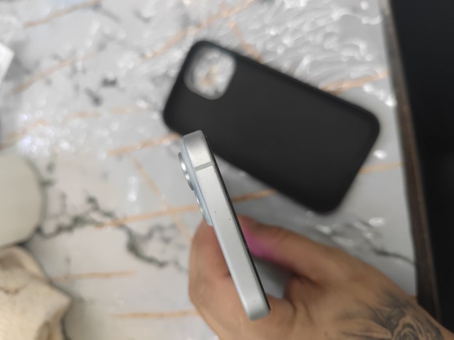 IPhone 15 128gb 82акб