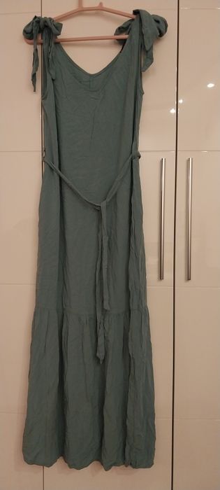 Продам платья 42-44р