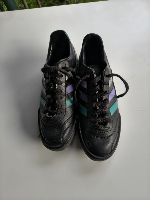 Ghete de fotbal din piele naturala adidas original
