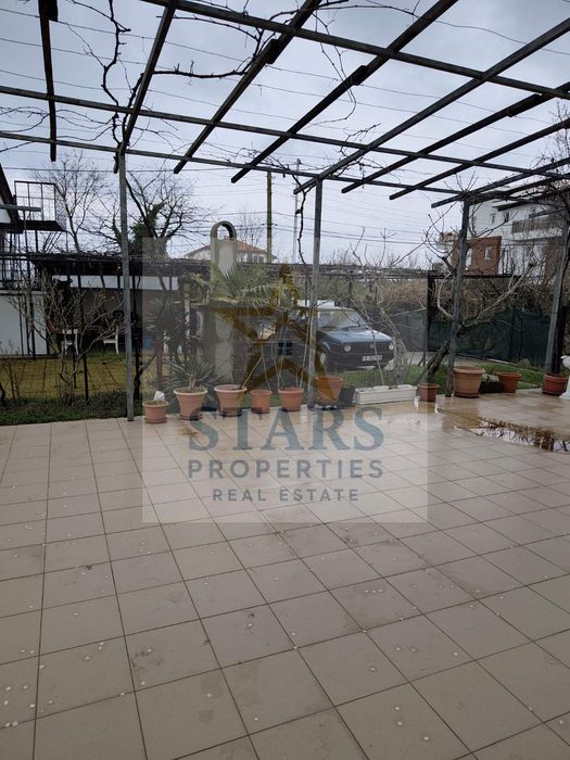 Продажба Къща гр. Варна - м-т Зеленика 850m²