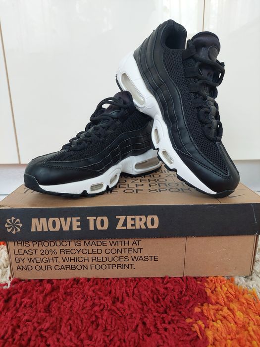 Vând Nike Air Max 95