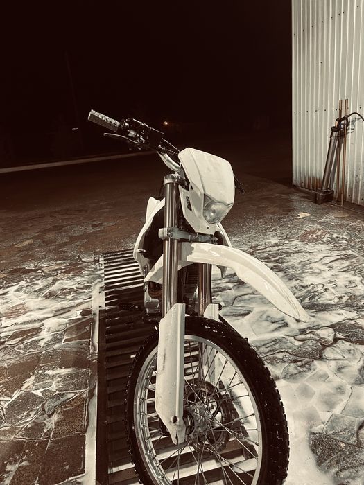 Продам Эндуро 300куб