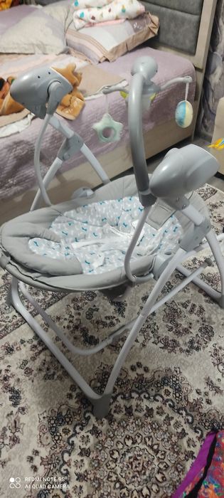 Шезлонг детский два в одном электронный