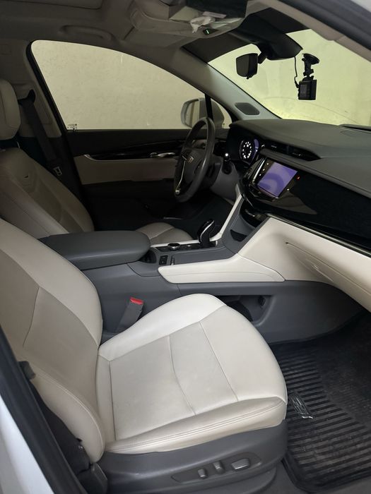 Cadillac XT6 2020 года с минимальный пробегом