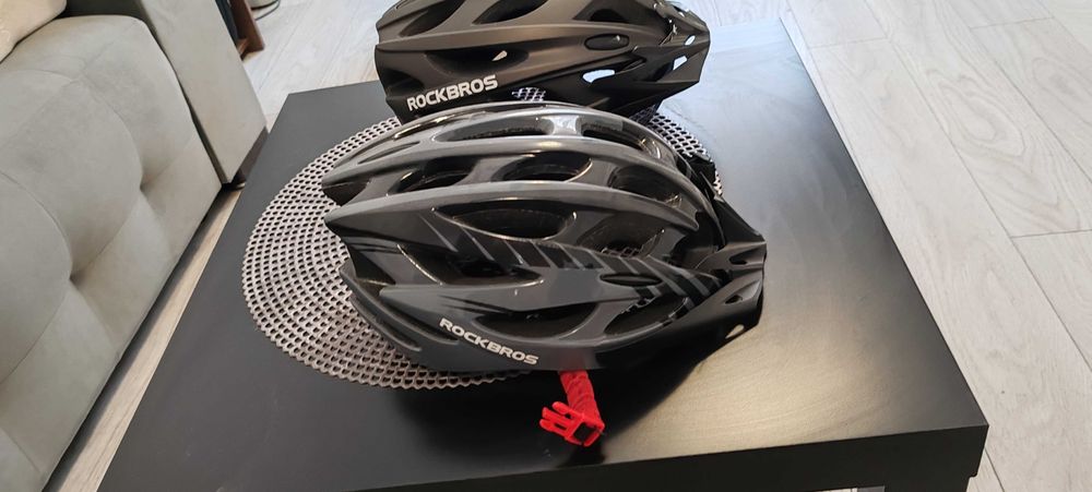 Doua casti ciclism, ROCKBROS, Unisex, CU vizor retractabil.