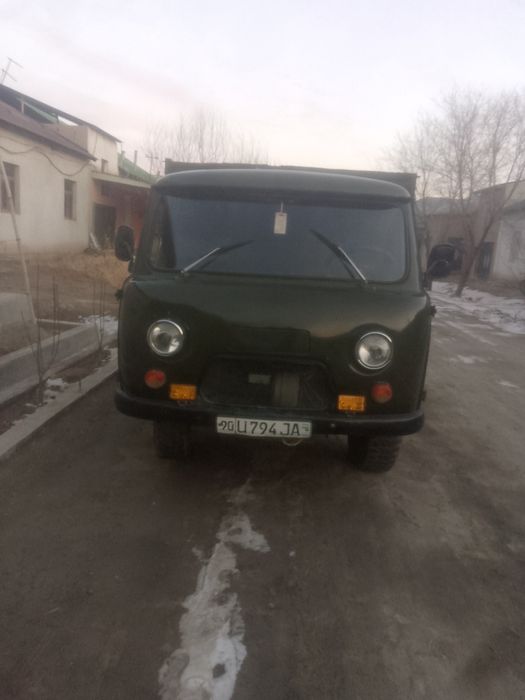 УАЗ сотилади.матор ремонт килинган.5та метан балон куйилган.350-400км