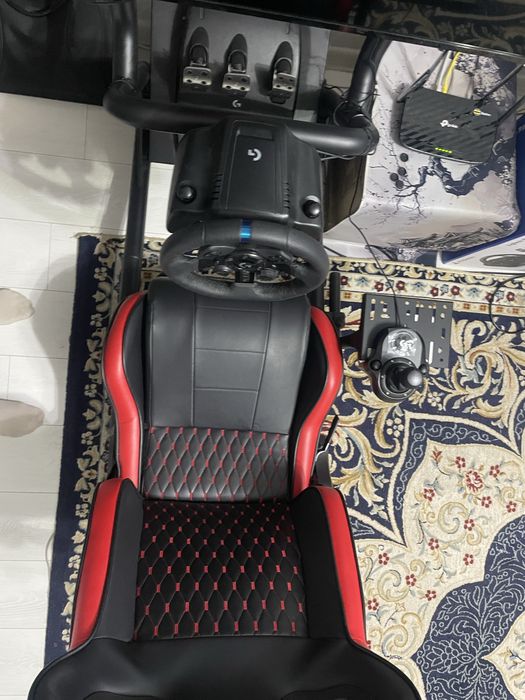Симрейсинг-кокпит + Logitech G923 + КПП