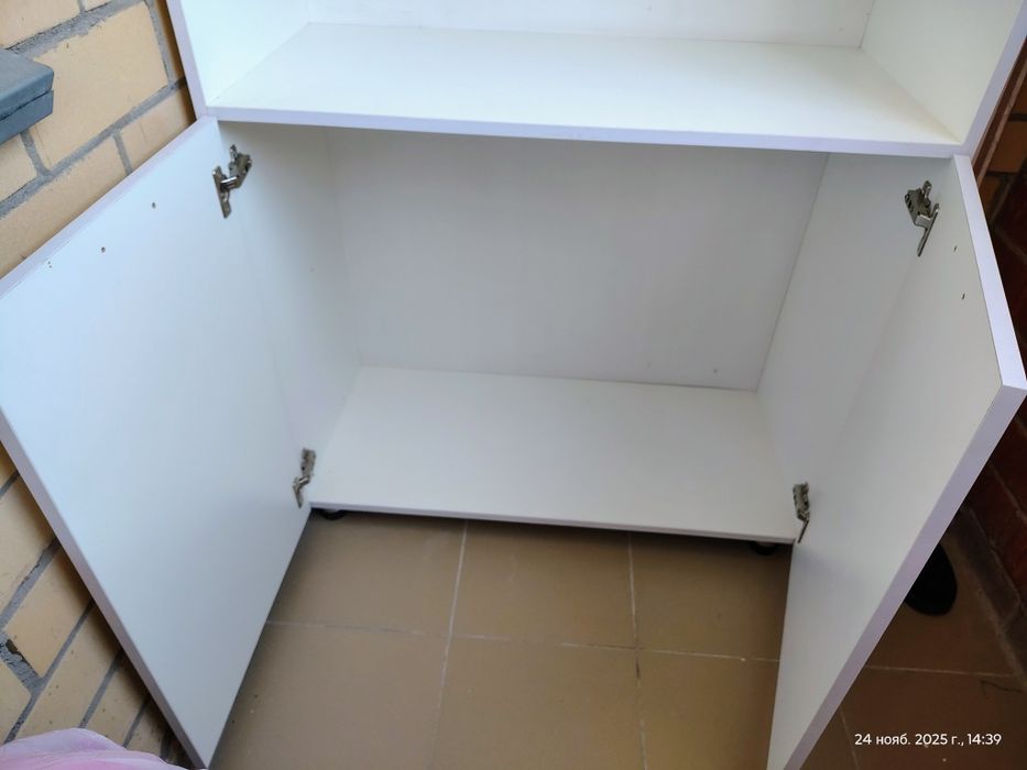 Продам шкаф для торговли