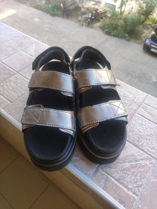 Сандали clarks 37номер