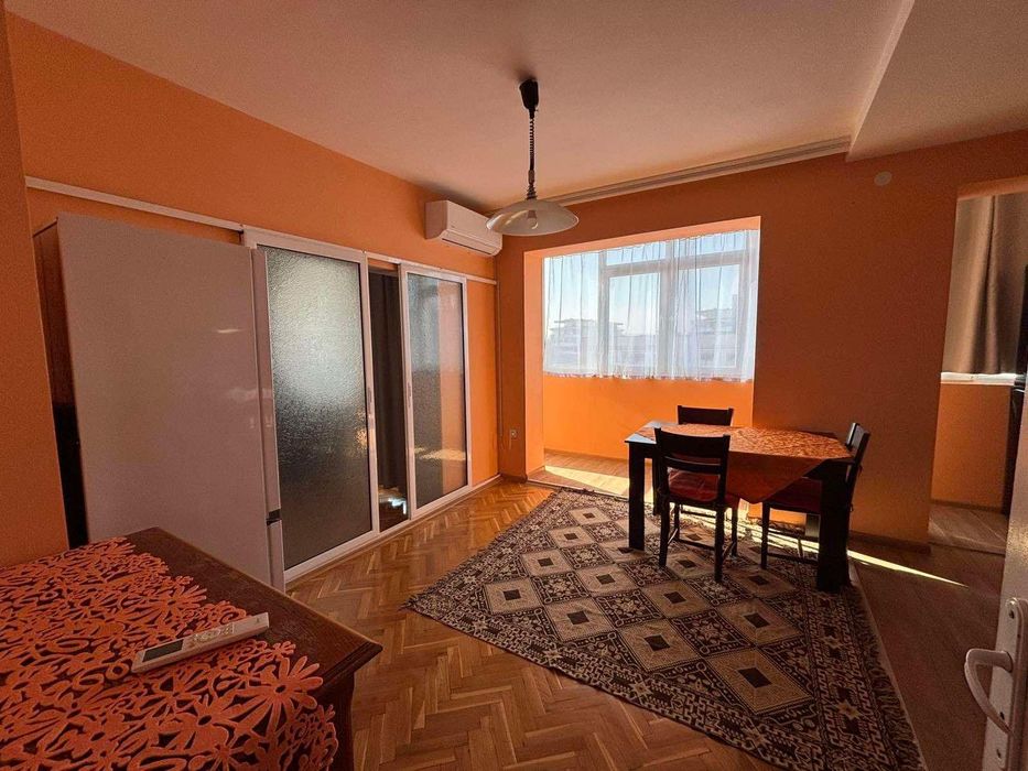 Дава се под наем Четиристаен апартамент в Варна, Център - 100 кв.м за 722.67 € - Снимка #4