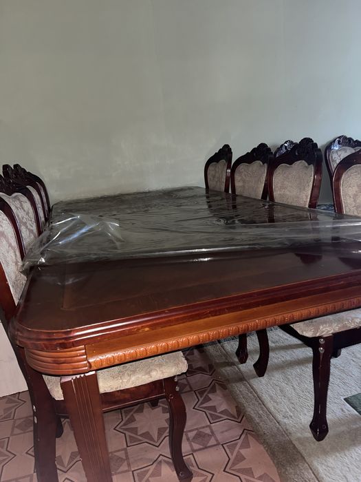 Срочно продам Стол + 10 стуля